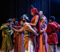 Zach Wyatt as Pericles, Leah Haile as Thaisa, and the company of the Royal Shakespeare Company’s Pericles. Directed by RSC co-artistic director Tamara Harvey and running in Chicago Shakespeare’s Courtyard Theater October 20-December 7, 2024.