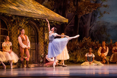 Victoria Jaiani in Joffrey Ballet's "Giselle"