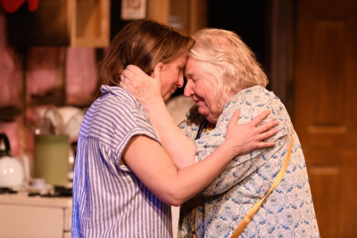 (L to R) Anne Sheridan Smith and Kathy Ruhl in ‘NIGHT MOTHER from Redtwist Theatre Company, now playing through May 24.