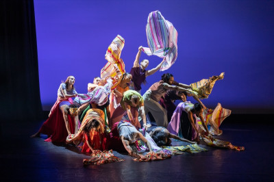 Review: Hubbard Street Dance's Spring Series: OF JOY at Harris Theatre