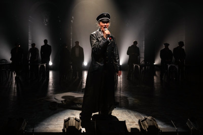 Elizabeth Laidlaw in Berlin at Court Theatre.