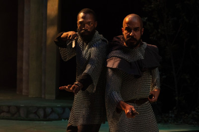 L-R: Mikha'el Amin (Macbeth), Charlie Diaz (Banquo) in Macbeth at Windy City Playhouse.