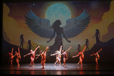 Hiplet Ballerinas at Auditorium Theatre.